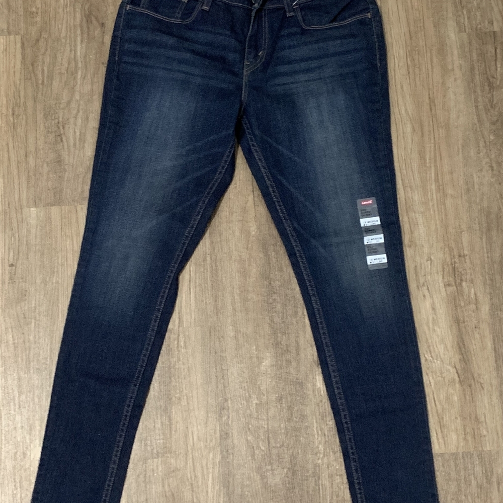 535 Levi's Super Skinny Jeans